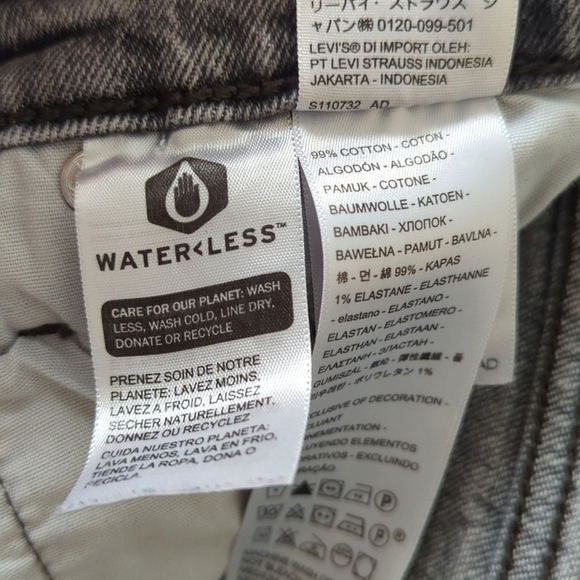 Levi's Premium 501 Classic High Rise Cut Off Raw Hem Button Fly Jean Shorts 25 - Picture 5 of 13